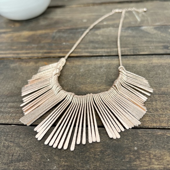 DANIELA SWAEBE Gala Rose Gold Tone Collar Statement Necklace - Picture 4 of 8